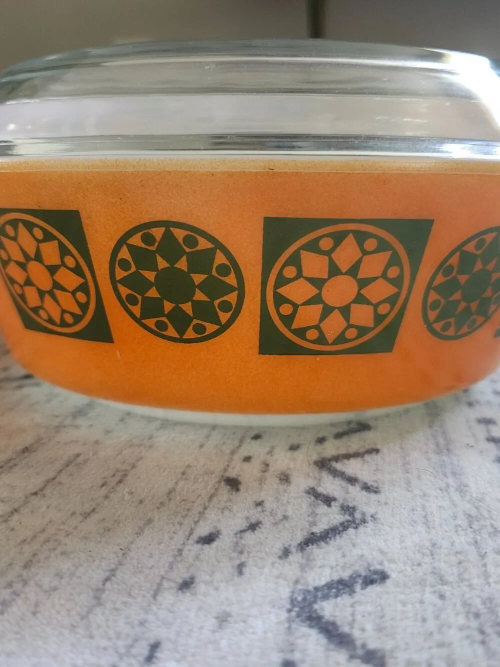 Pyrex JAJ dutch orange casserole 513